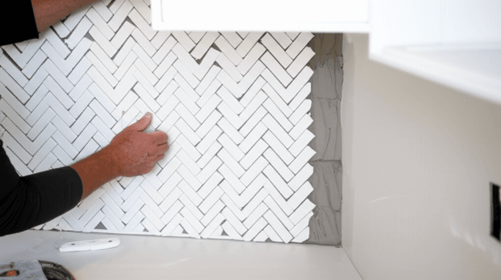 Backsplash Tiling & Installation services in Vaughan — licensed how much to tile a bathroom near me
