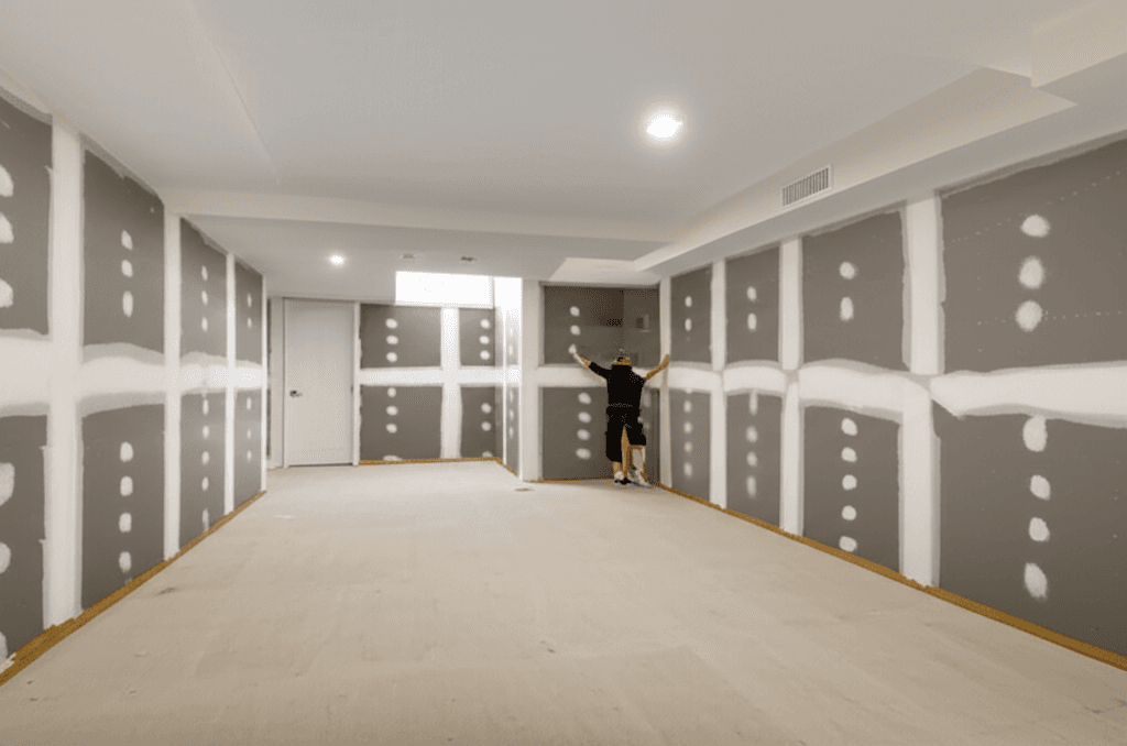 Basement Renovation & Finishing services in Toronto — licensed cabinet near me