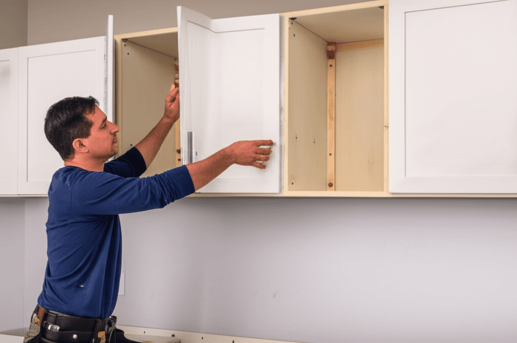 Cabinet Installation & Refacing services in Mississauga — licensed cabinet near me
