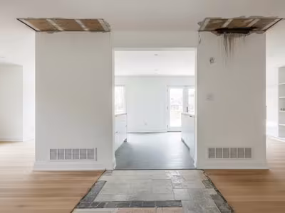 Asbestos Renovation Mistakes Toronto: 2026 What Not to Do