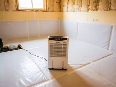 Crawl Space vs Basement Toronto: Encapsulate or Convert?
