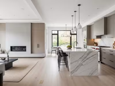 Homeowner vs Contractor Asbestos Removal Toronto: 2026 Guide