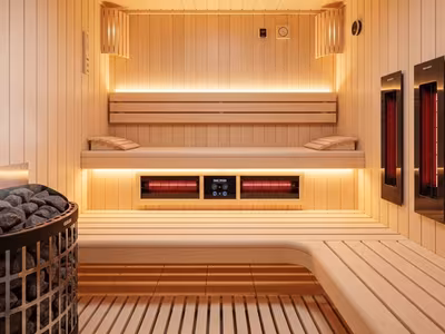 Hybrid Sauna Builds: Why Toronto Homeowners Choose Finnish + IR